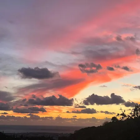 Δωμάτια σε οικογενειακή κατοικία Beautiful Πάφος