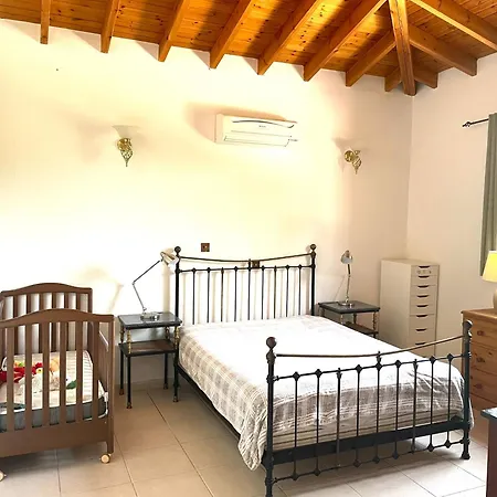 Beautiful Rum i privatbostad Paphos