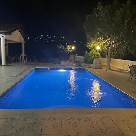 Проживание в семье Beautiful